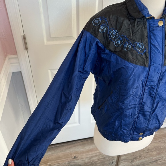 Vintage Lavon Women's 90s Windbreaker Floral Embroidered Full Zip Jacket Small - Picture 3 of 15